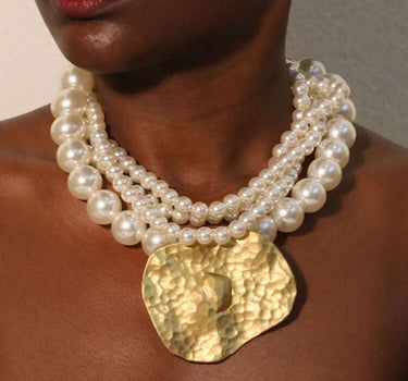 Belle Necklace